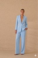 Completo sartoriale con blazer monopetto