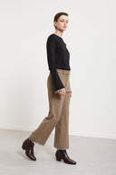 Pantalone alla caviglia