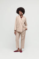 Pantalone cropped dalla linea morbida