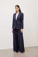 Pantalone ampio con pince