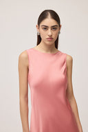 Abito lungo con scollo sulla schiena