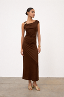 Abito lungo asimmetrico