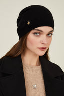 Souvenir Beanie Morbido con Dettaglio Stella Charm