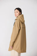 Parka tecnico con cappuccio regolabile