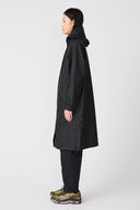 Cappotto tecnico impermeabile con cappuccio