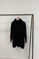 Maglia lunga con collo morbido