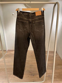 Pantalone grigio a vita media