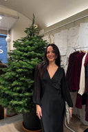 Abito lungo nero scollo a V