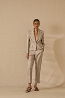 Completo sartoriale con blazer monopetto