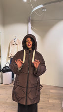 Piumino midi con cappuccio